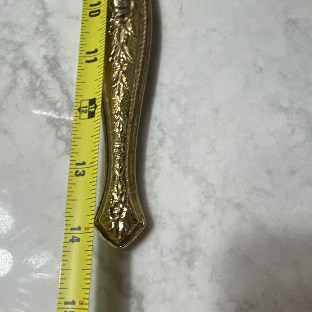 N/A gold tone